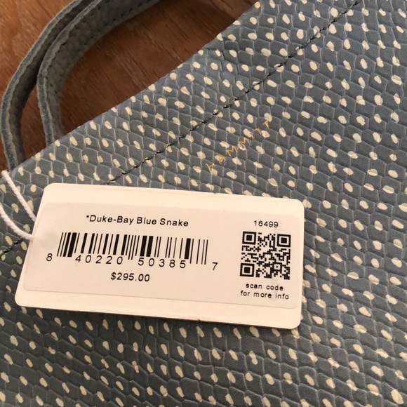 NEW Hammitt Duke Triple Compartment Crossbody Bag Bay Blue Snake Leather - Picture 4 of 7